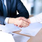 واگذاری کسب و کار ورق های پلی کربنات کاوسترو به گروه Serafin